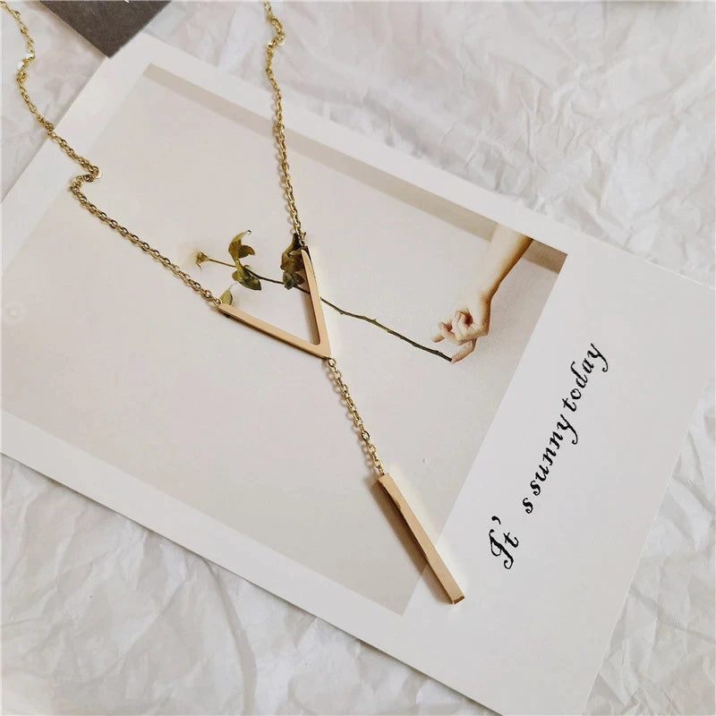 colar-feminino-em-aco-inoxidavel-serene-v-nobrestilo_04