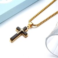 Corrente com Crucifixo Premium Banhado a Ouro 18k – Forgiveness