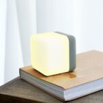 Luz Noturna LED com Sensor de Gravidade e Temporizador