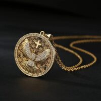 Colar Santíssima Trindade – Banhado a Ouro 18K