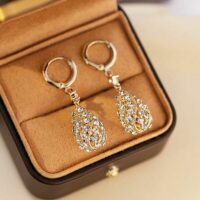 Brinco Feminino Cravejado – Luster