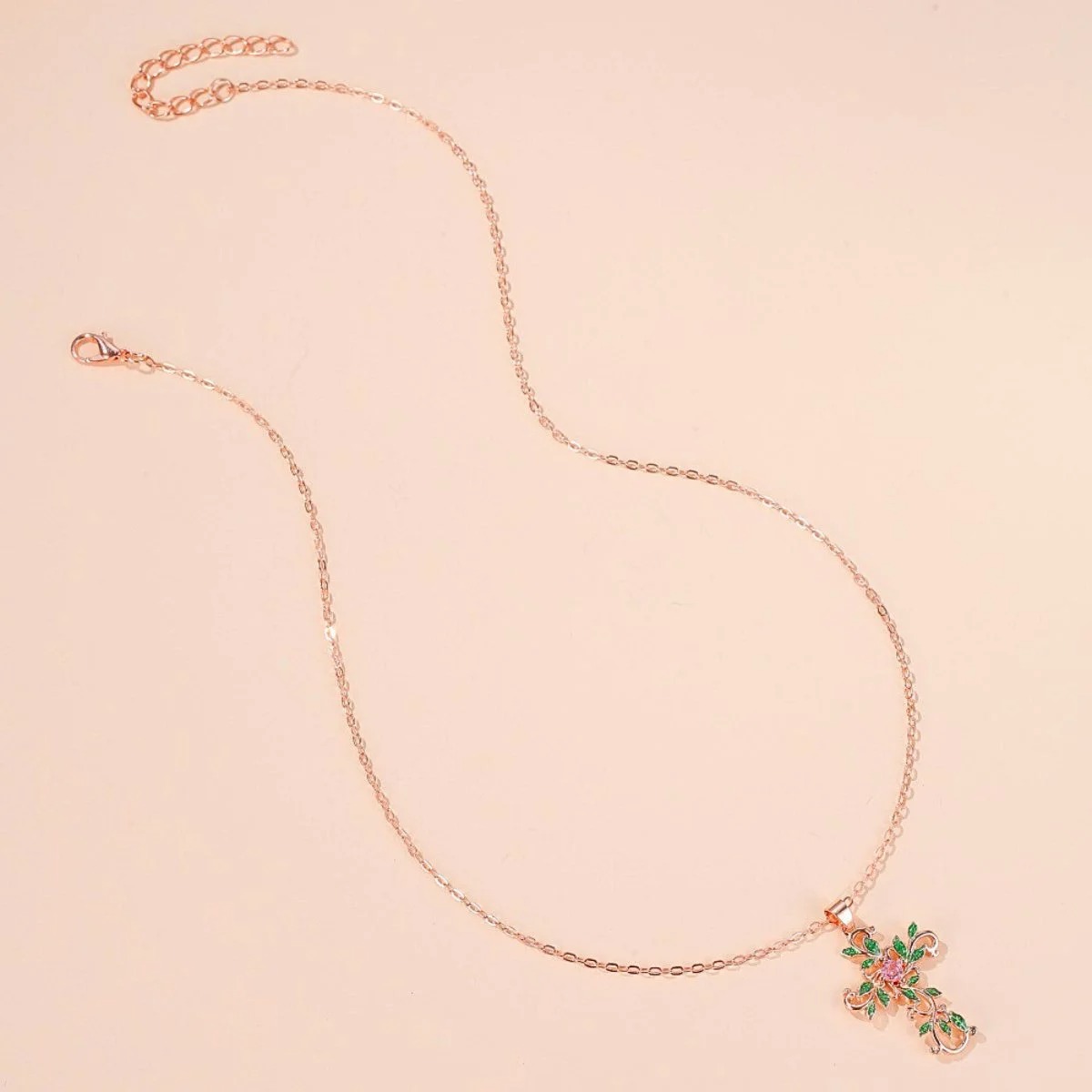 colardelicatefaith-4