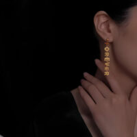 Brinco Delicado Longo – Forever