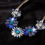 Maxi Colar Feminino de Flores – Hortênsia