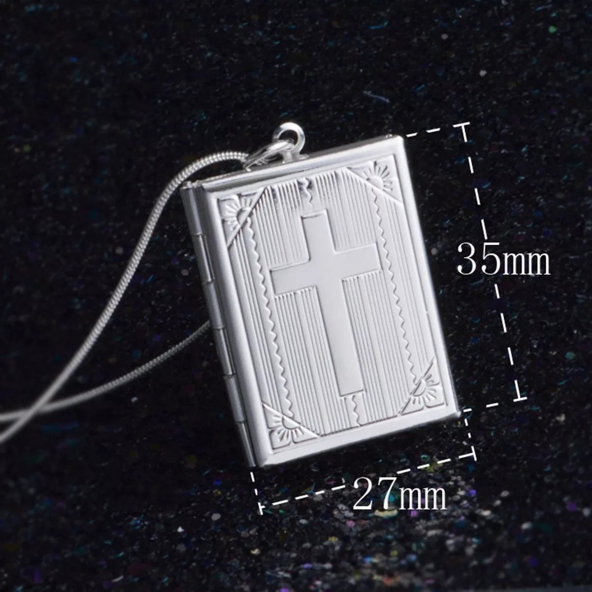 Colar_Biblia_Sagrada_prata_07