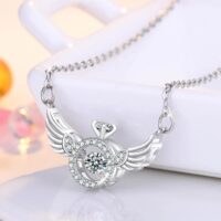 Colar Feminino Asas de Anjo – Enchanting Crystal