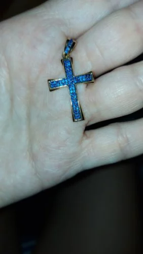 Crucifixo Feminino – Cruz Celestial photo review