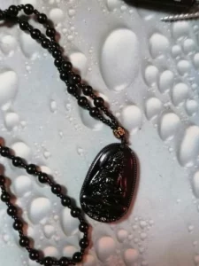 Colar em Obsidiana Negra – Buda photo review