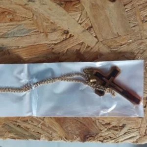 Corrente com Crucifixo Premium Banhado a Ouro 18k – Forgiveness photo review