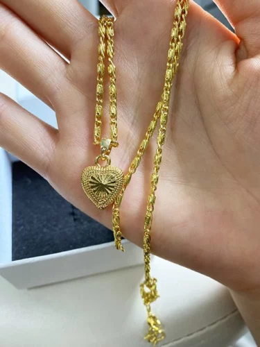 Colar Banhado a Ouro 18k – Golden Heart photo review