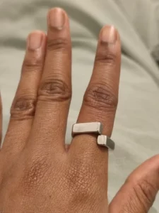 Anel Feminino Banhado a Prata – Rare Symbol photo review