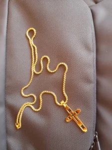 Corrente com Crucifixo Banhado a Ouro 18K ou Prata – Vigente photo review