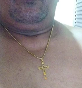 Corrente com Crucifixo Banhado a Ouro 18K ou Prata – Vigente photo review