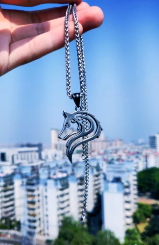 Corrente com Pingente de Lobo – Wild Wolf photo review