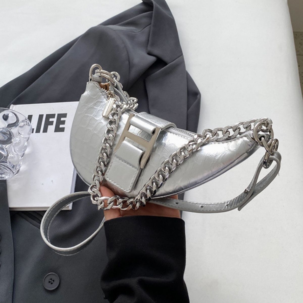 Bolsaassimetricamodernity-8