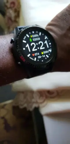 Smartwatch Masculino com Fone de Ouvido Embutido – BeatSync Pro photo review